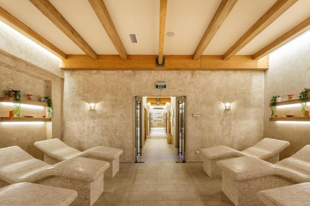Spa Complex Belchin Spring ภายนอก รูปภาพ